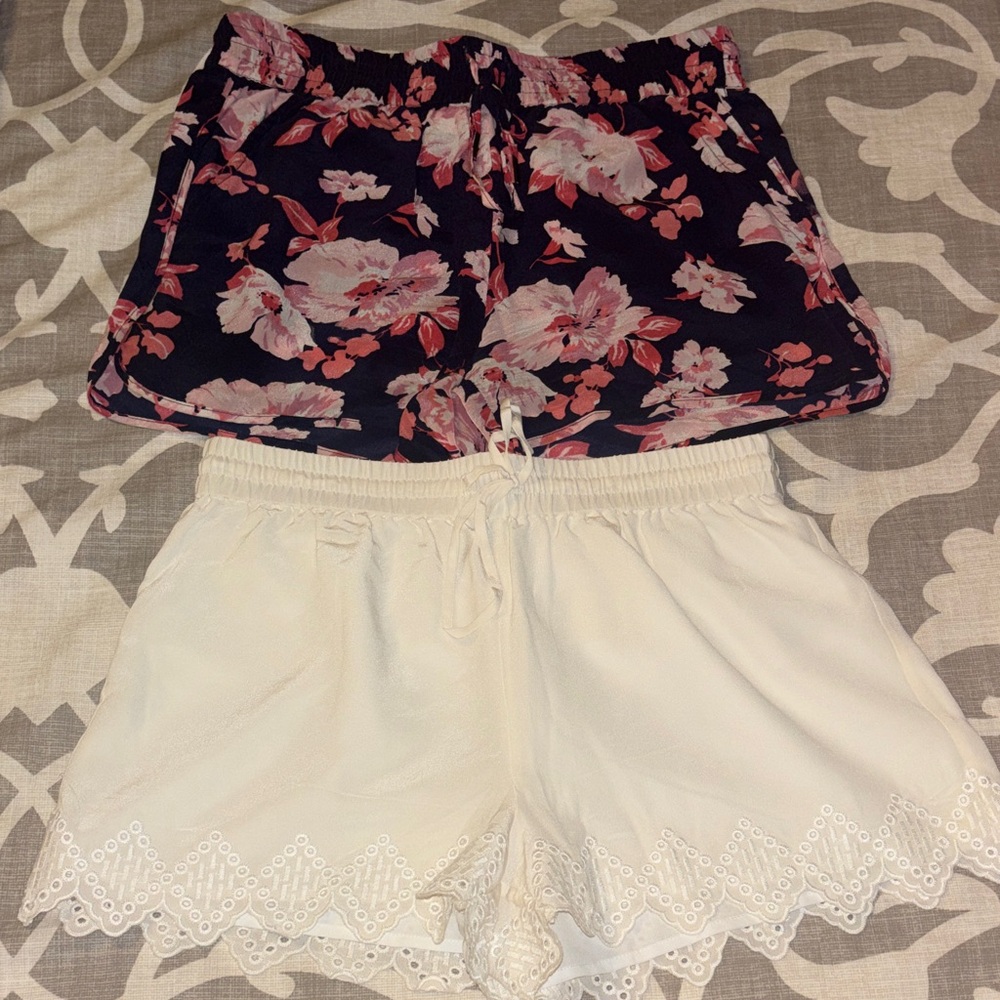 Joie Floral and Cream Women's Shorts Set